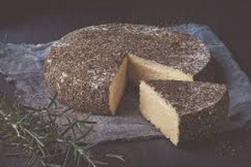 Brie au Romarin