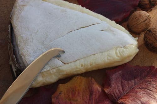 Vacherin Mont d'Or à la coupe